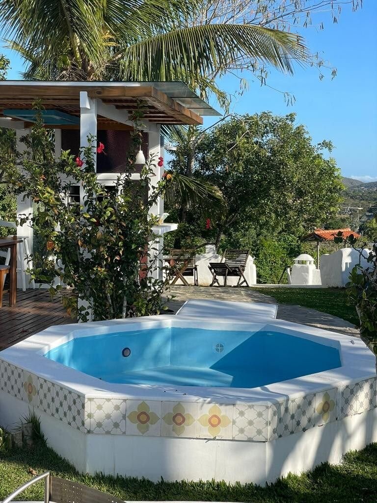 Casa Delfi, Hermosa vista ,jacuzzi e praia,Buzios