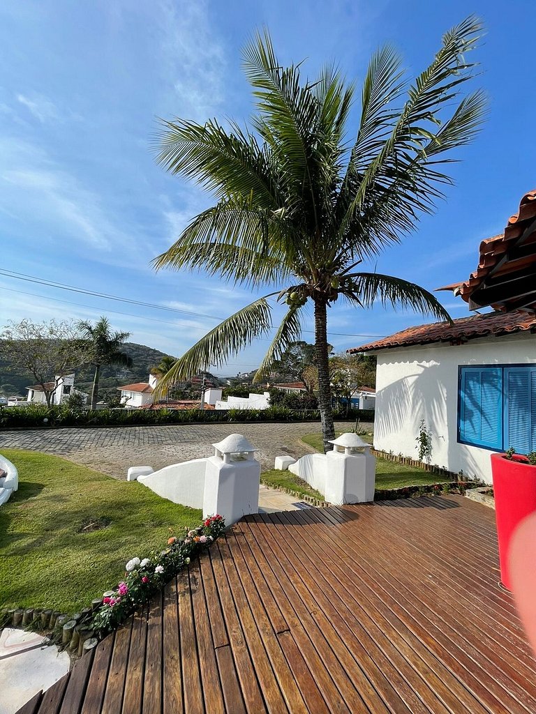 Casa Delfi, Hermosa vista ,jacuzzi e praia,Buzios